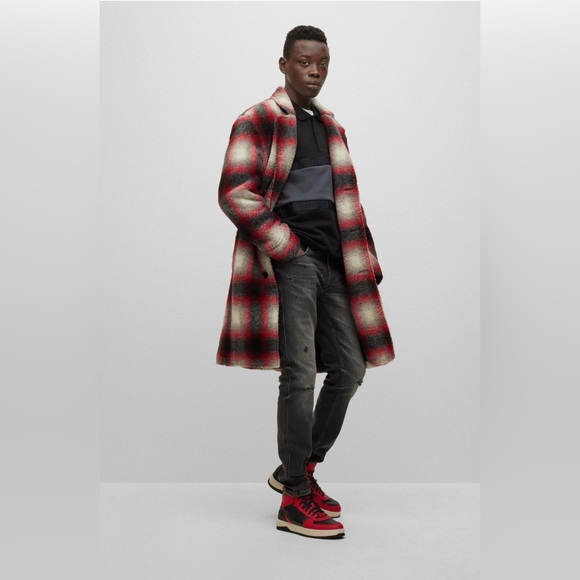 Hugo Boss Red Plaid Checked Teddy Duster - Picture 2 of 6